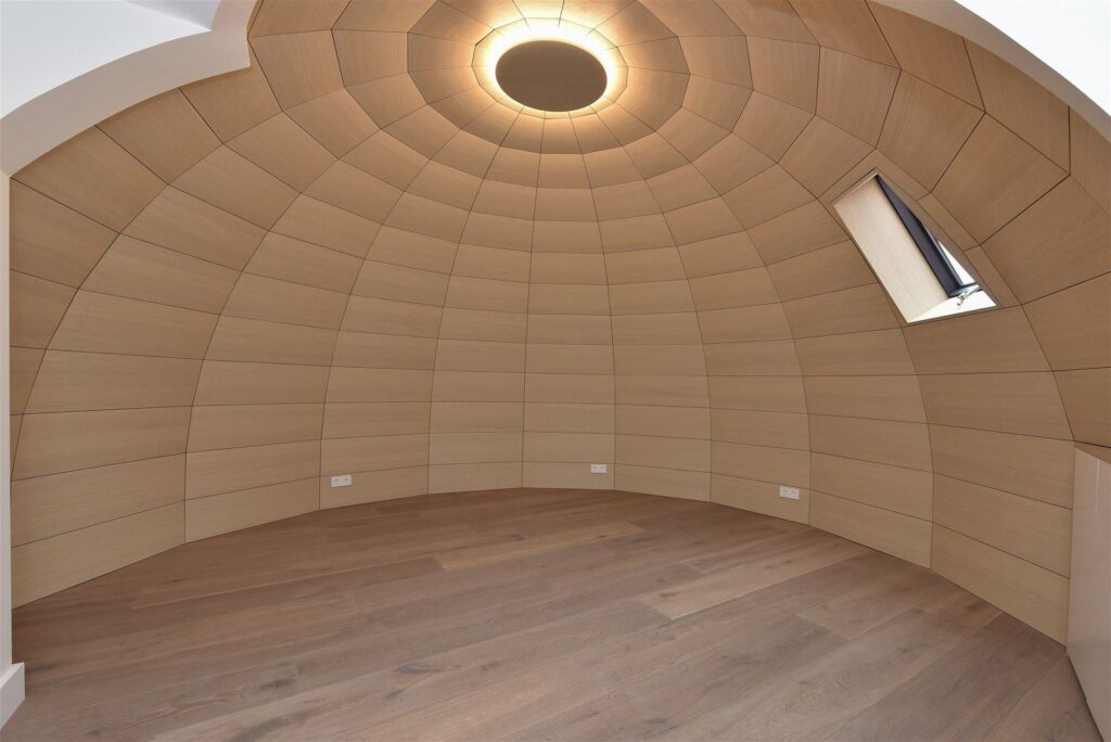 Koepel bekleed met hout Koepel maatwerk bekleed met hout