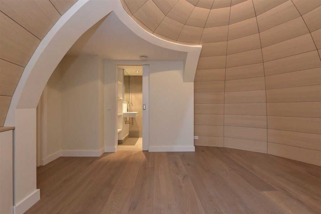 Koepel bekleed met hout Koepel maatwerk bekleed met hout